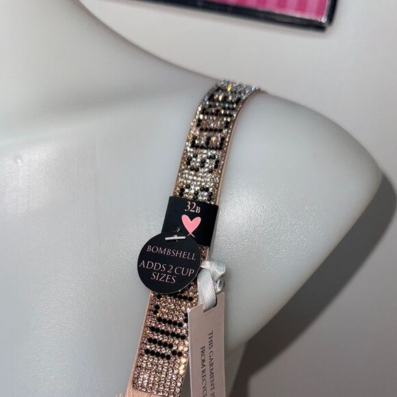 🔥Victoria's Secret cream Lace Bra push-up bombshell Sz 32A NWT - Picture 3 of 7